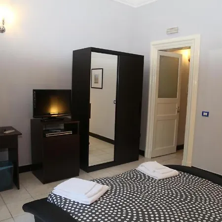 Sangiuliano 132 Centro Storico Отель