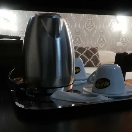 Отель Sangiuliano 132 Centro Storico 3*