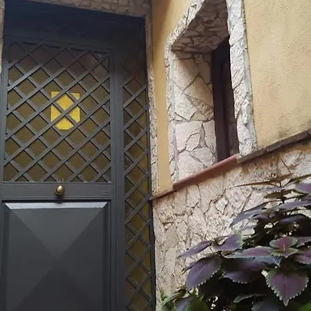Sangiuliano 132 Centro Storico 3*
